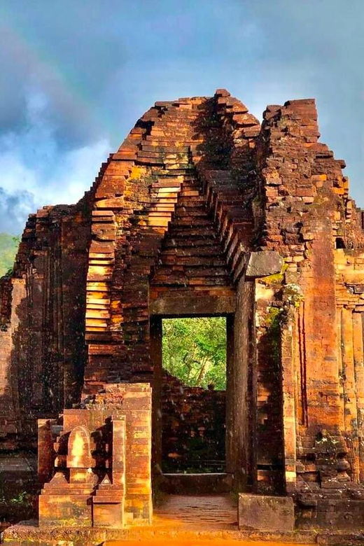 learn-ancient-cham-architecture-visit-my-son-sanctuary
