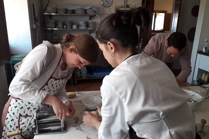 learn-how-to-make-fresh-pasta-or-sardinian-desserts-from-vero-local