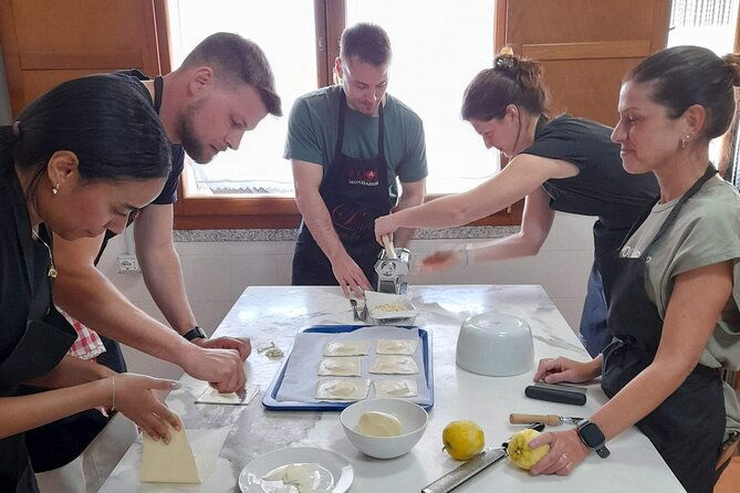 learn-how-to-make-fresh-pasta-or-sardinian-desserts-from-vero-local
