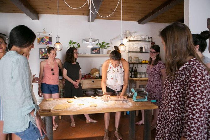 learn-how-to-make-traditional-tuscan-tagliatelle-in-florence-2