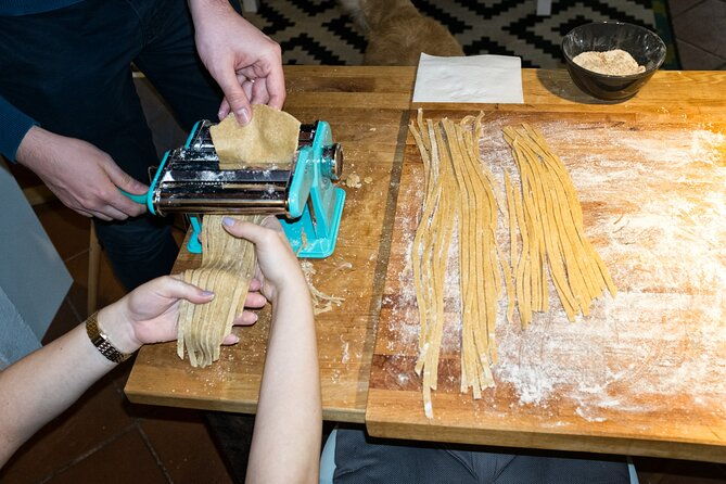 learn-how-to-make-traditional-tuscan-tagliatelle-in-florence