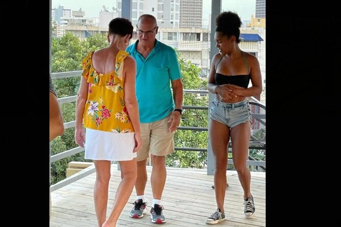 learn-salsa-in-san-juan-vivid-beginner-lesson
