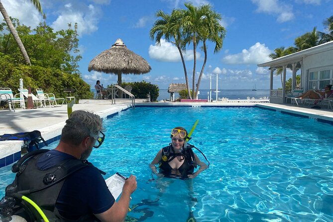 learn-to-scuba-dive-with-a-professional-instructor-in-key-largo-all-inclusive