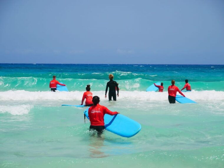 learn-to-surf-in-the-north-of-fuerteventura