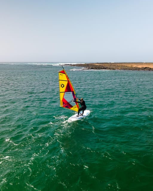 learn-to-windsurf-in-fuerteventura