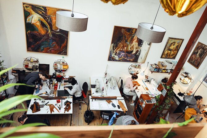 leather-craft-workshop-in-tbilisi-leatherworking-class