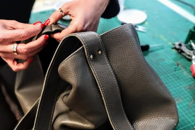 leather-workshops-private-classes