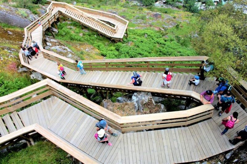 leave-porto-and-go-hiking-in-the-paiva-walkways-arouca