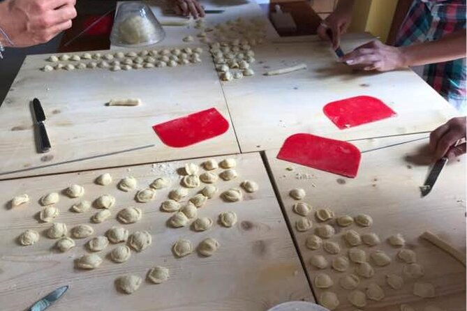 lecce-hands-on-home-cooking-class-craft-orecchiette-savor-wine