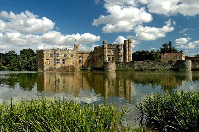 Leeds Castle, Canterbury, Dover & Greenwich, & Free snack pack - An Overview of the Tour Experience