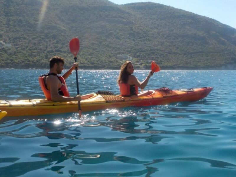 lefkada-agios-ioannis-papanikolis-cave-kayak-tour