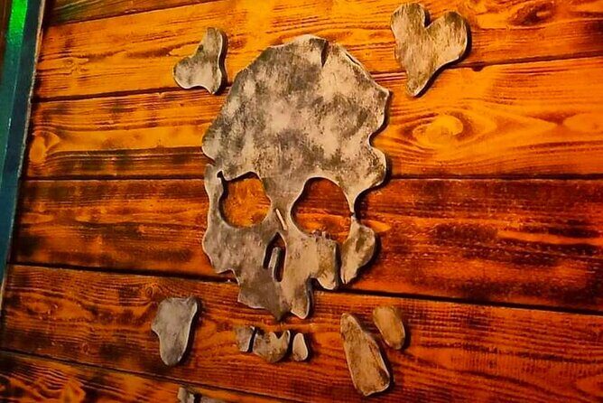 Legend of Skull Island Immersive Escape Room Experience - The Guides Make a Difference  