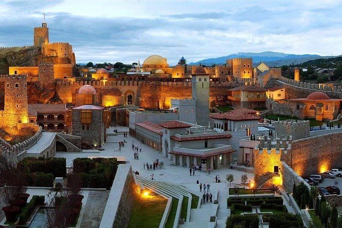 legendary-places-of-georgia-vardzia-borjomi-rabat-group-tour