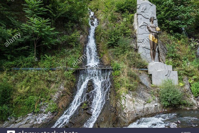 legendary-places-of-georgia-vardzia-borjomi-rabat-private-tour