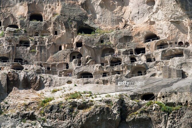 legendary-places-of-georgia-vardzia-borjomi-rabat-private-tour
