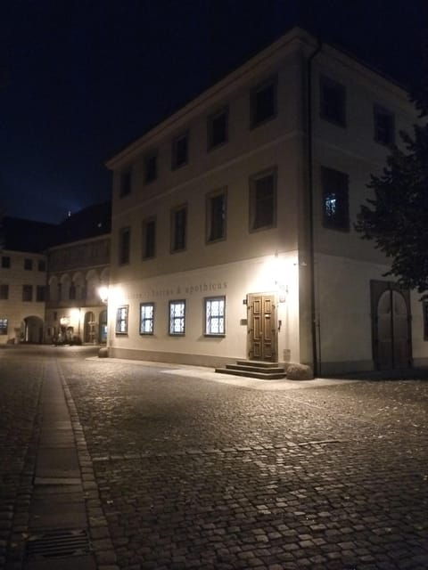 legends-of-pragues-old-town