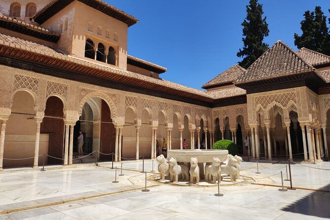 legends-of-the-alhambra-tour-with-tickets-included