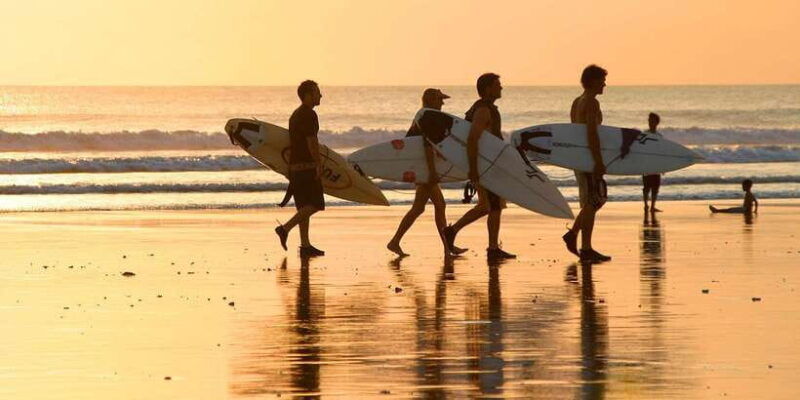 legian-beach-bali-best-surf-lessons-beginners-intermediate