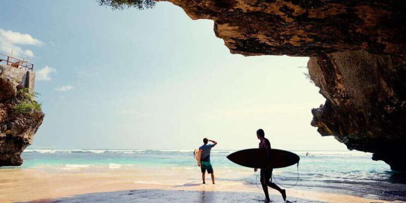 legian-beach-bali-best-surf-lessons-beginners-intermediate