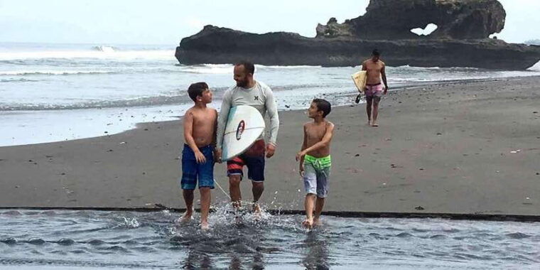 legian-beach-bali-best-surf-lessons-beginners-intermediate