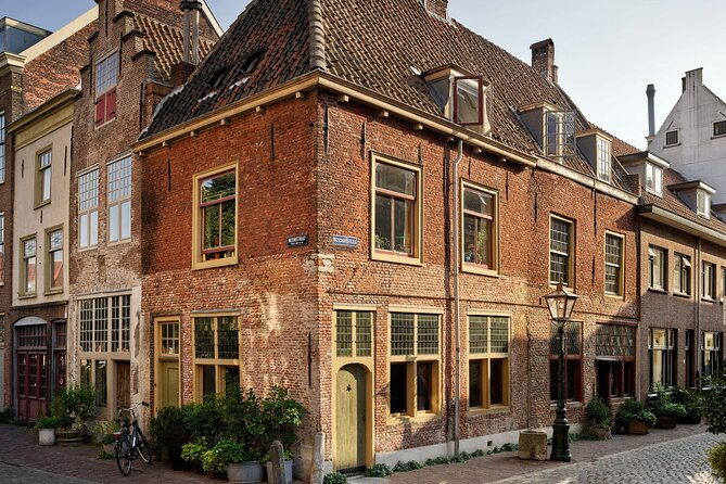 leiden-city-tour-with-live-guide-in-netherlands