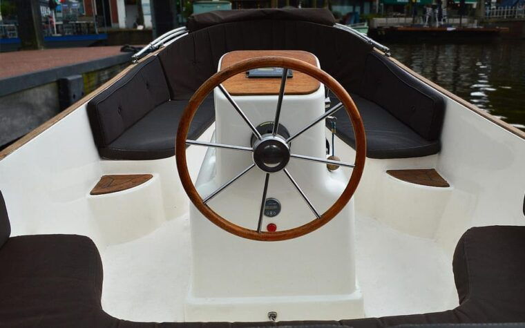 leiden-electric-boat-rental-6-people