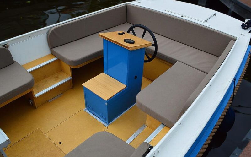 leiden-electric-boat-rental-8-persons