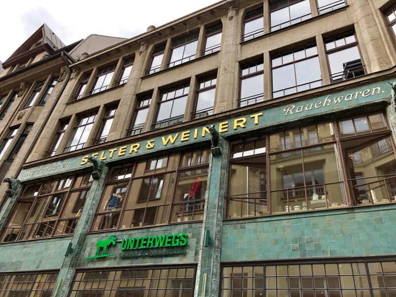 Leipzig: City Tour 2.0  Spot Past with Mobile Projections - Key Points