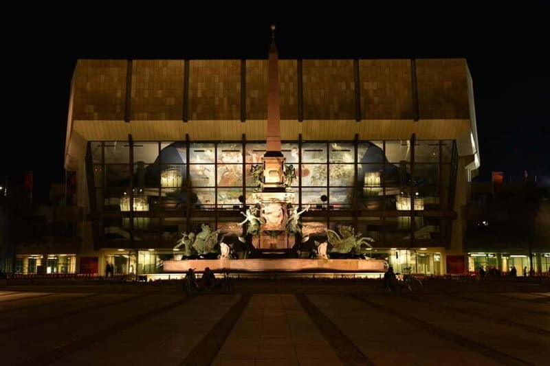 Leipzig night watchman reimagined: Evening tour 2.0: on the move Projections - The Experience: What Makes This Tour Stand Out