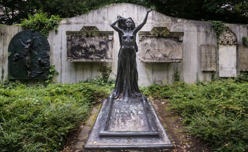 leipzig-old-cemetery-75-minute-dark-history-tour