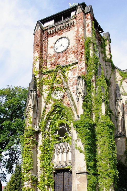 leipzig-vicinity-hopon-hopoff-bus-tour-city-walk