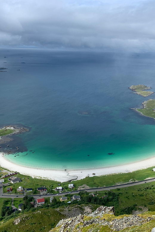 leknes-4-hours-private-exclusive-car-sightseeing-in-lofoten