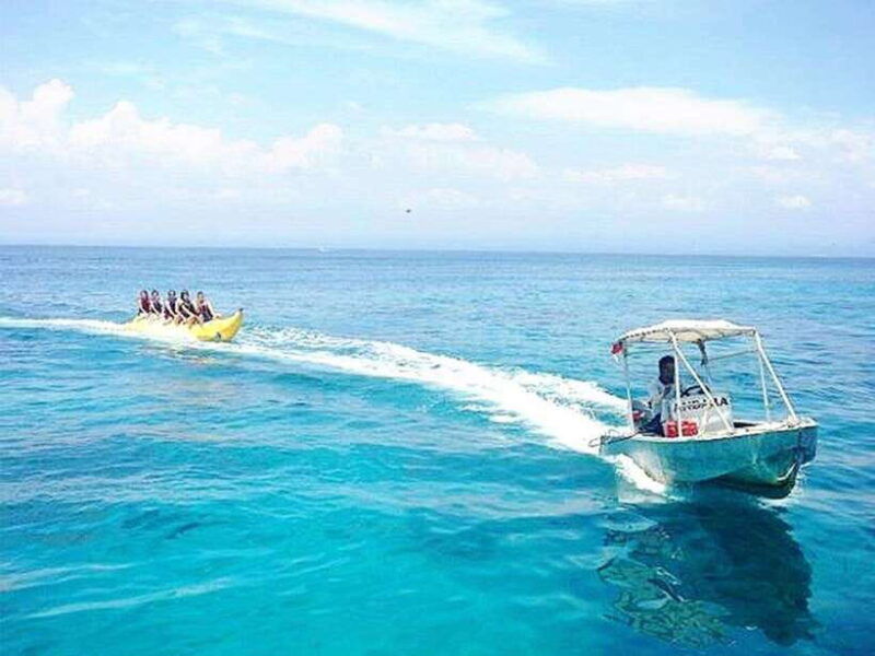 lembongan-island-enjoy-snorkeling-see-a-manta-ray-day-trip