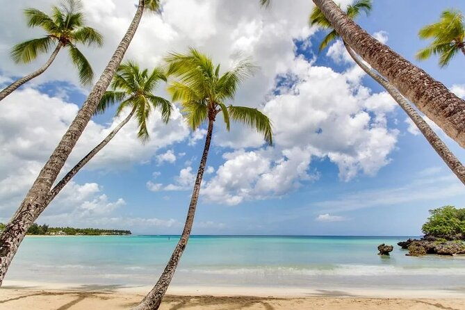 lemon-waterfall-and-beautiful-beach