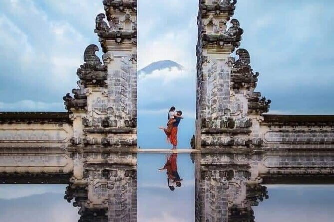 Lempuyang Heaven Gate and Tirta Gangga Adventure in Bali - Key Points