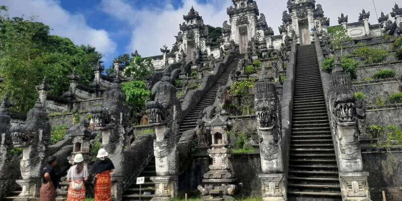 lempuyang-temple-gate-of-heaven