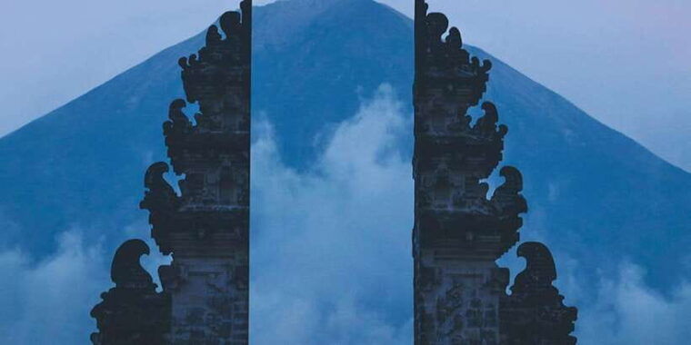 lempuyang-temple-kanto-lampo-waterfall-private-day-trip