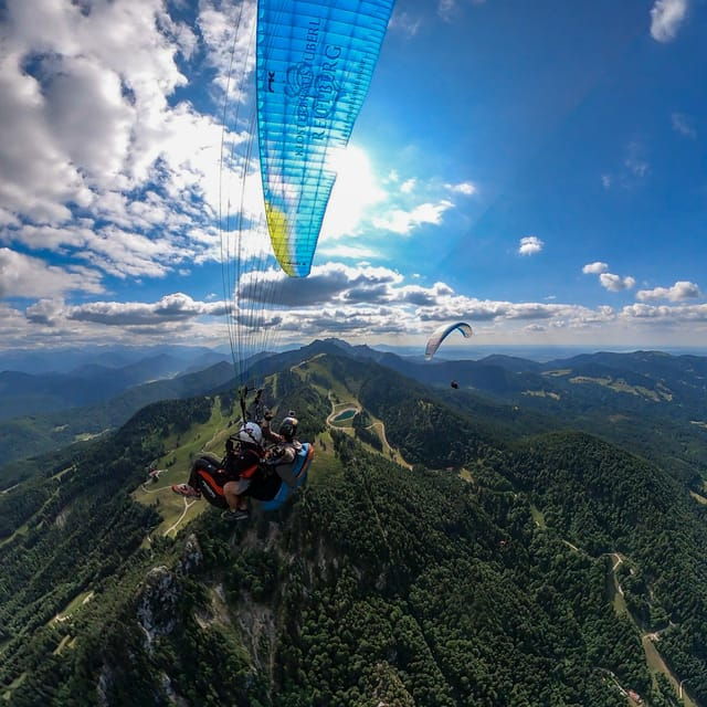 lenggries-tandem-paragliding-flight