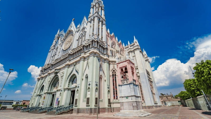 León: Wine Tour at Viñedo Leones & City Center Exploration - FAQ