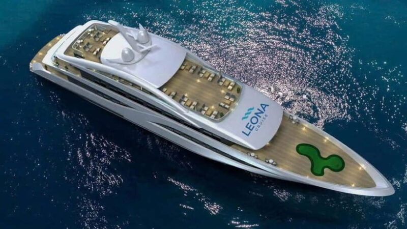 Leona 5 stars cruise explores Ha Long Bay extremely safely - Early Departure: The Quiet Way to Experience Ha Long Bay