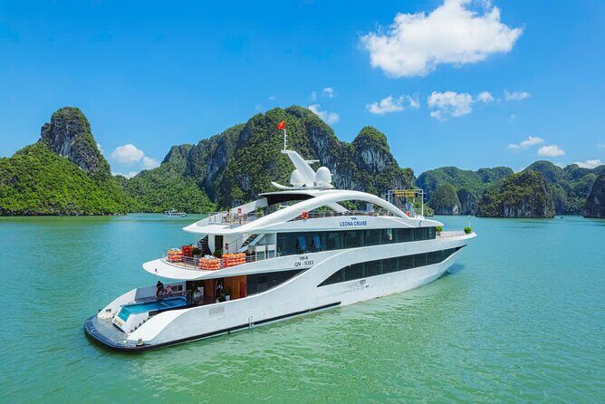 Leona Cruise 5 Star Day Ship in the Wonder of Ha Long - An In-Depth Look at the Experience