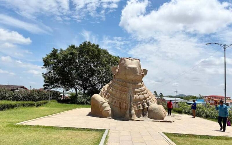 Lepakshi Temple & Adiyogi Statue Day Trip from Bangalore - FAQ
