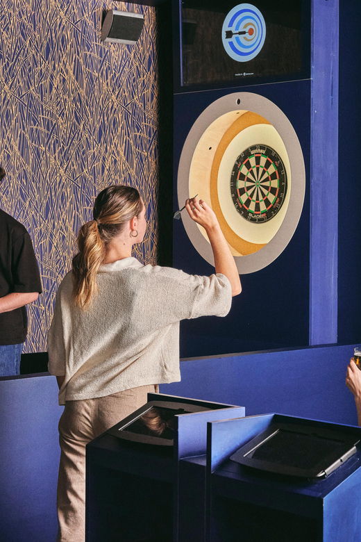 les-petites-fleches-the-only-interactive-dart-bar-in-paris