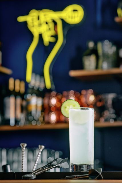 les-petites-fleches-the-only-interactive-dart-bar-in-paris