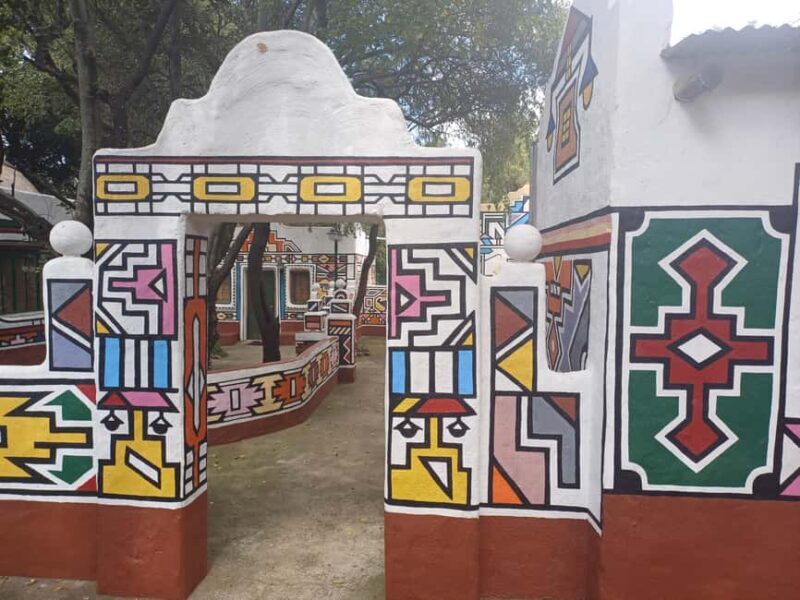 Lesedi cultural village tour - What is Lesedi Cultural Village?