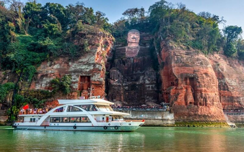 leshan-buddha-boat-and-food-half-day-trip