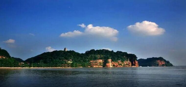 leshan-buddha-tea-housemt-emei-2-days-private-tour