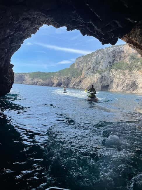 L'ESTARTIT: 30' JET SKI TOUR OF THE MEDES ISLANDS - Key Points