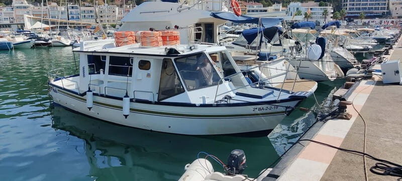 L'Estartit: Boat Trip to Les Illes Medes and the caves - Discovering LEstartit’s Boat Trip to Les Illes Medes and the Caves