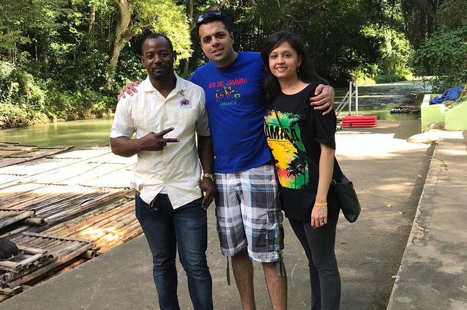 lethe-river-bamboo-rafting-tour-limestone-foot-massage